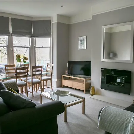 Harlow شقة هاروغايت